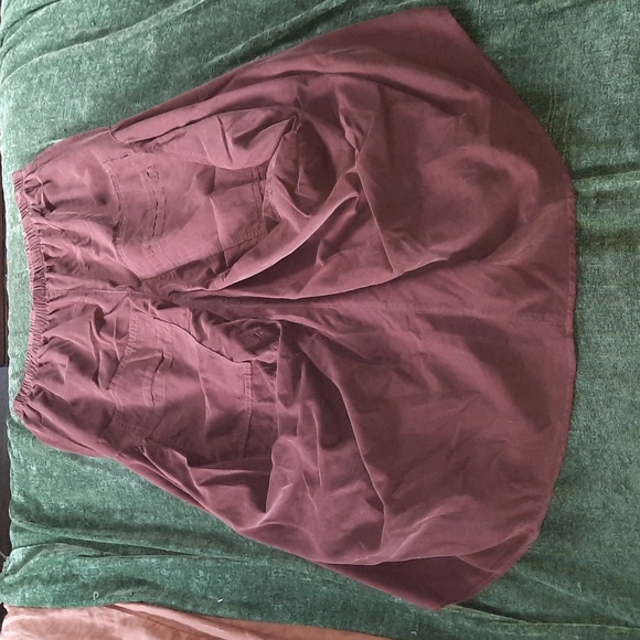 Skirt - Picture 3 of 6